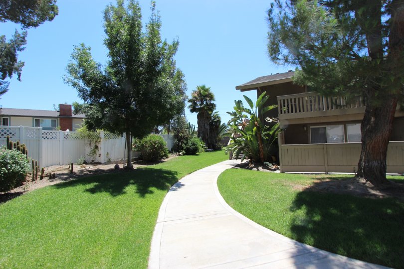 Come view this picturesqe 2 story home in Casitas Del Sol. You will want to move right in!