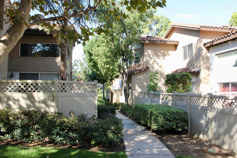 Four Seasons Villas 's clean walk way with flowers, riverside, californiia