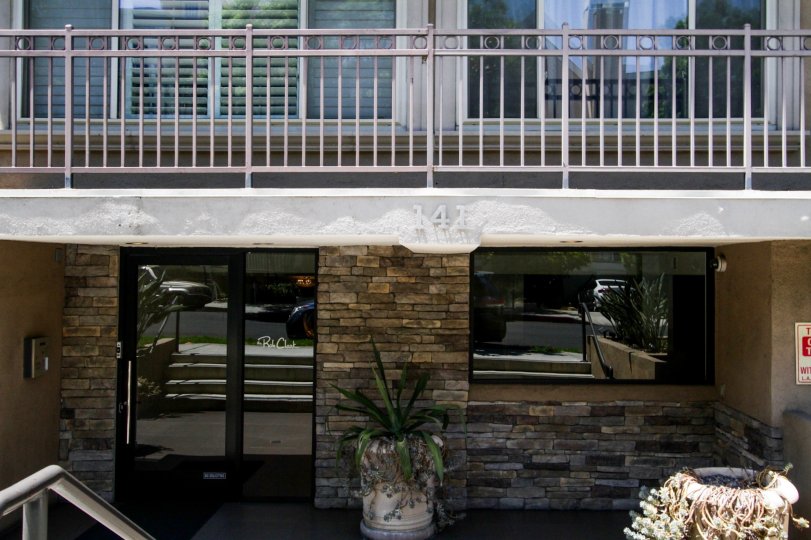 The entrance into The Rob Clark in Beverly Center