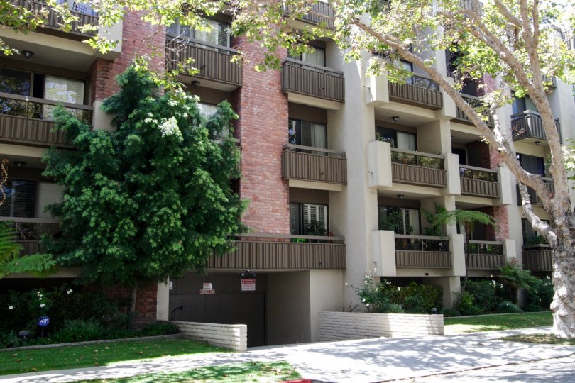 The parking at Linden Drive in Beverly Hills