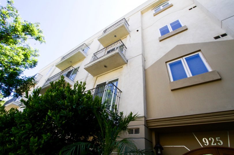 Westgate Place condos in Brentwood