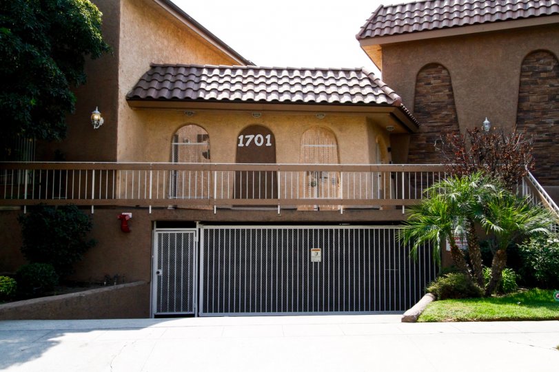The parking at Scott Road Villas