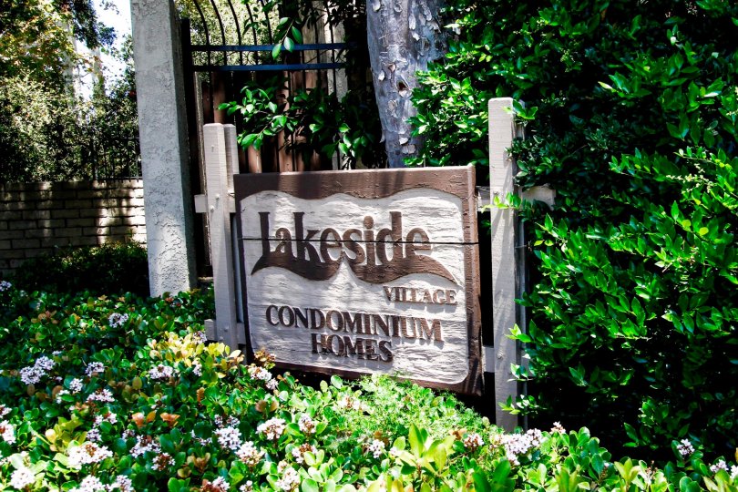 The sign announcing Lakeside Village in Culver City