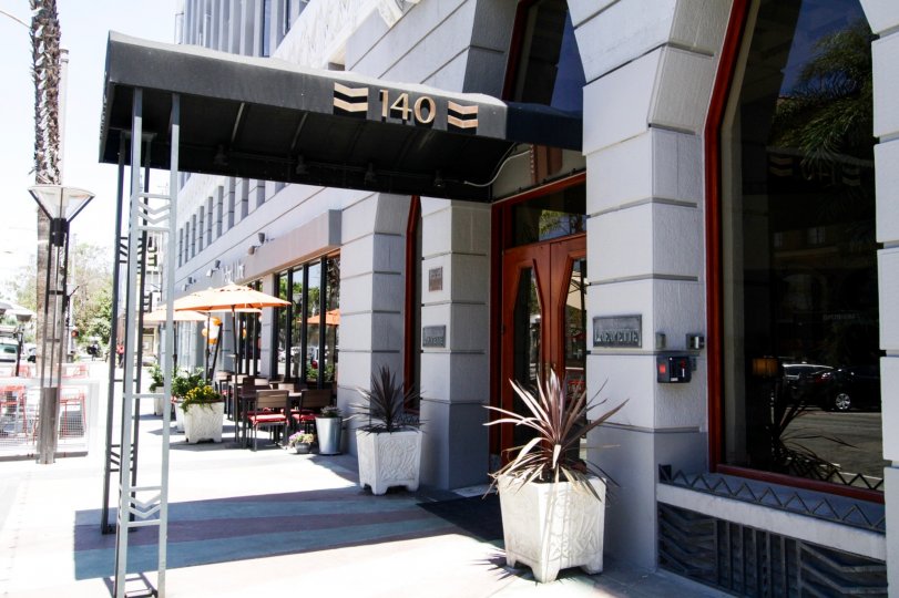 Entry to Lafayette Building