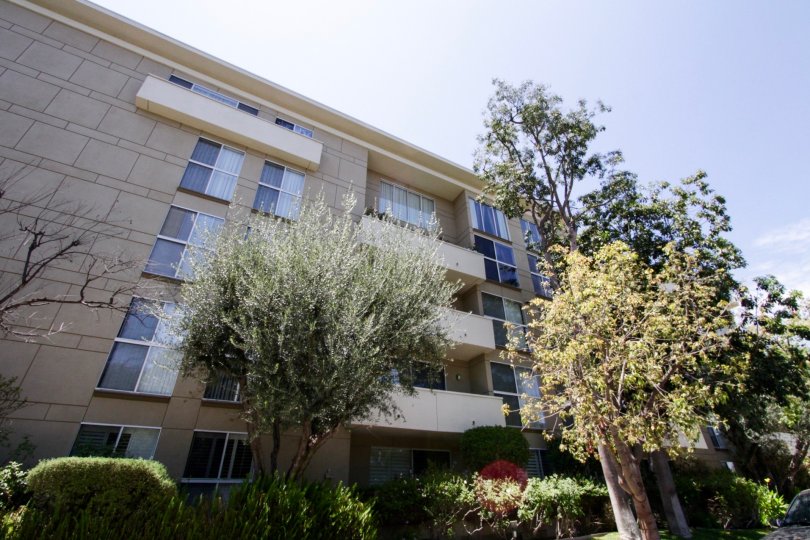 The street view of the Encino Park West building