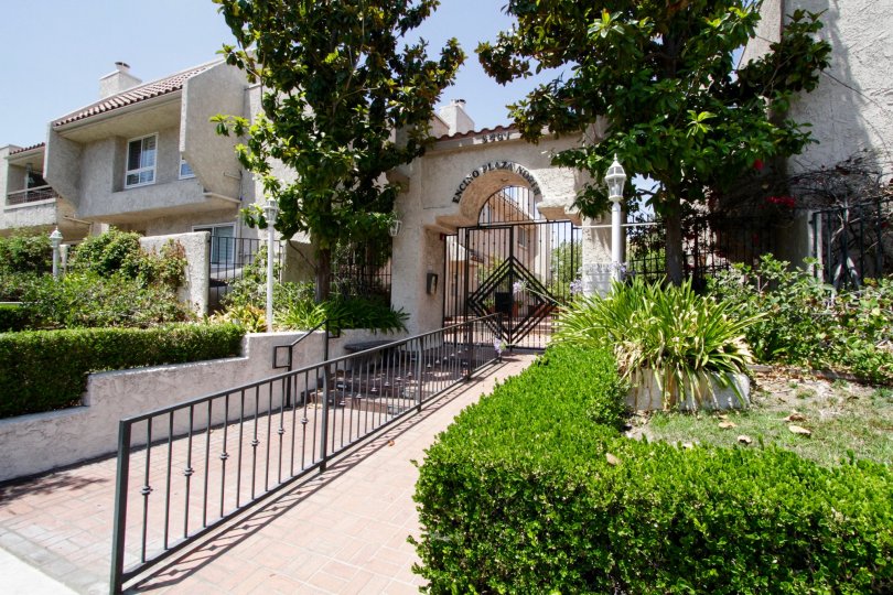 The gated etrance into the Encino Plaza North common area in Encino