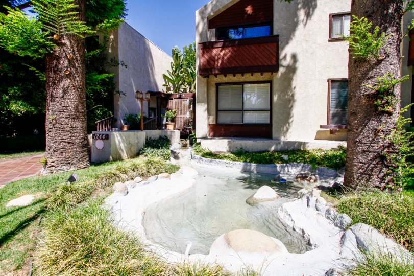 The landscaping seen at 1244 Valley View Rd in Glendale California