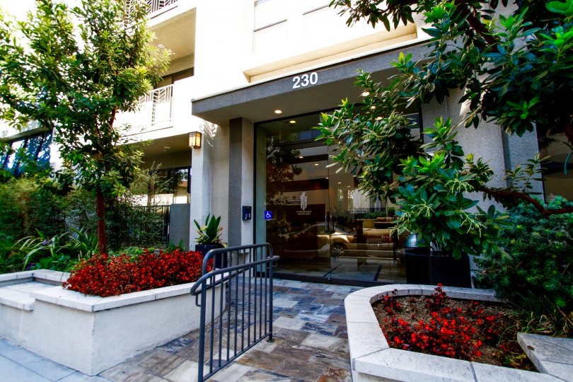 The address of Jackson Glen written above the entrance