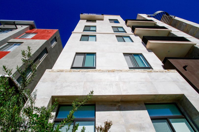The Kenwood Terrace building in Glendale California
