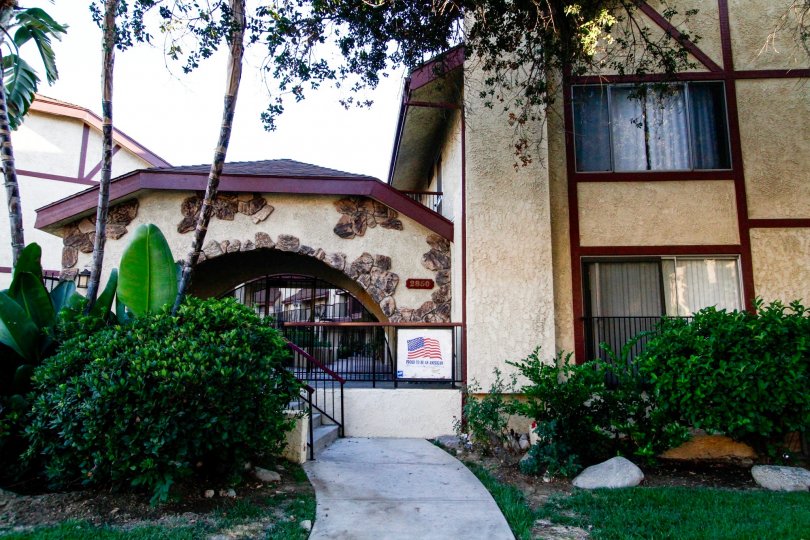 The sidewalk up to Montrose Villas