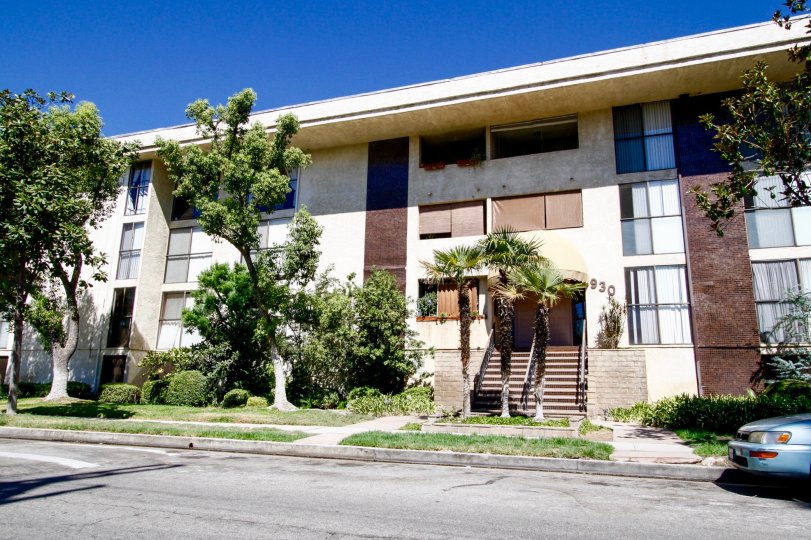 The Oak Louise building in Glendale California