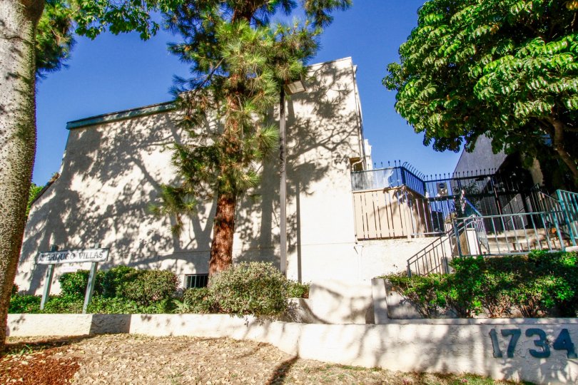The Verdugo Villas building in Glendale California