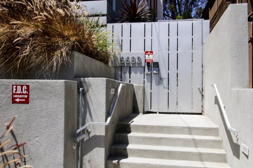 Gated entrance to 10 Palms in Hollywood Ca