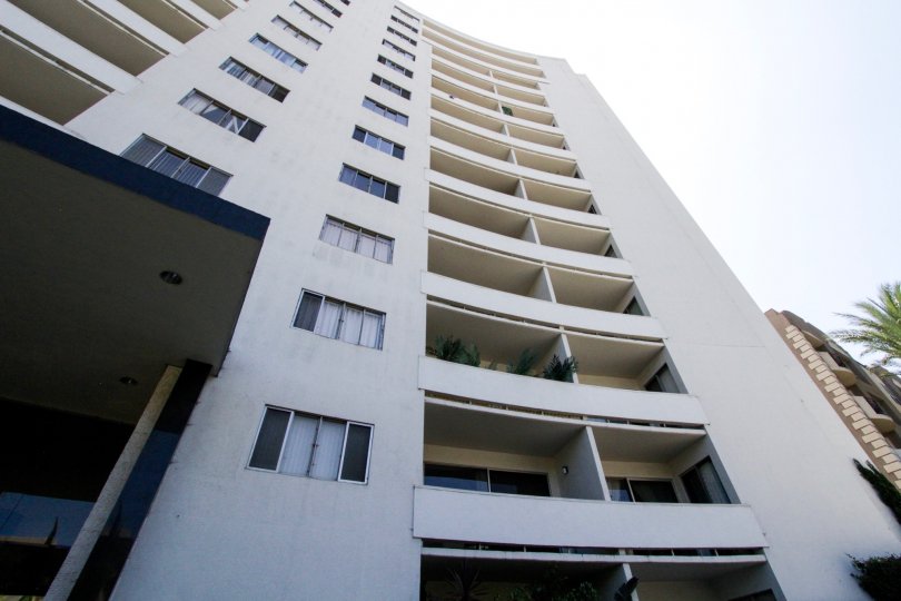 The top two floors of Franklin Towers offer double sized balconies