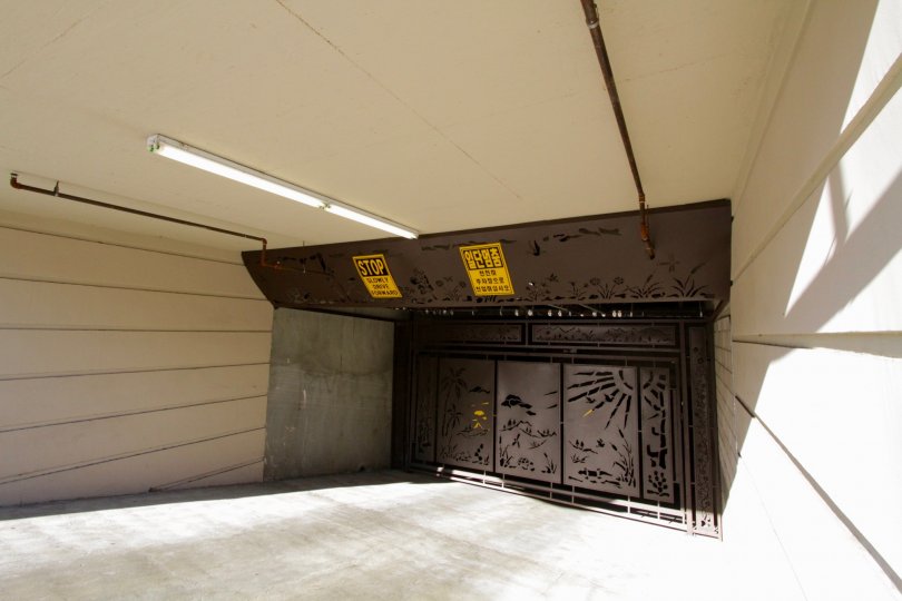 Oxford Square spared no expense with an artistic gate to the garage