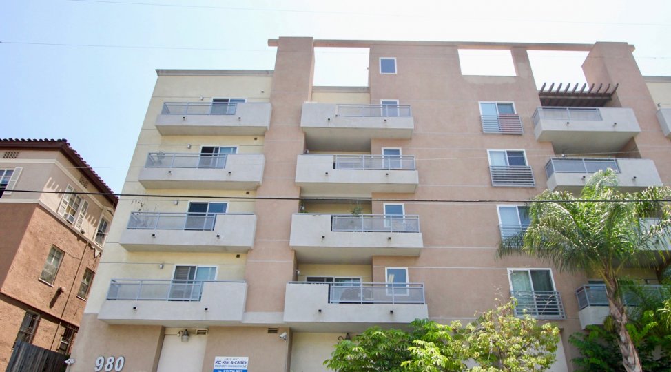 The Oxford Villa Apartments Front in Koreatown California