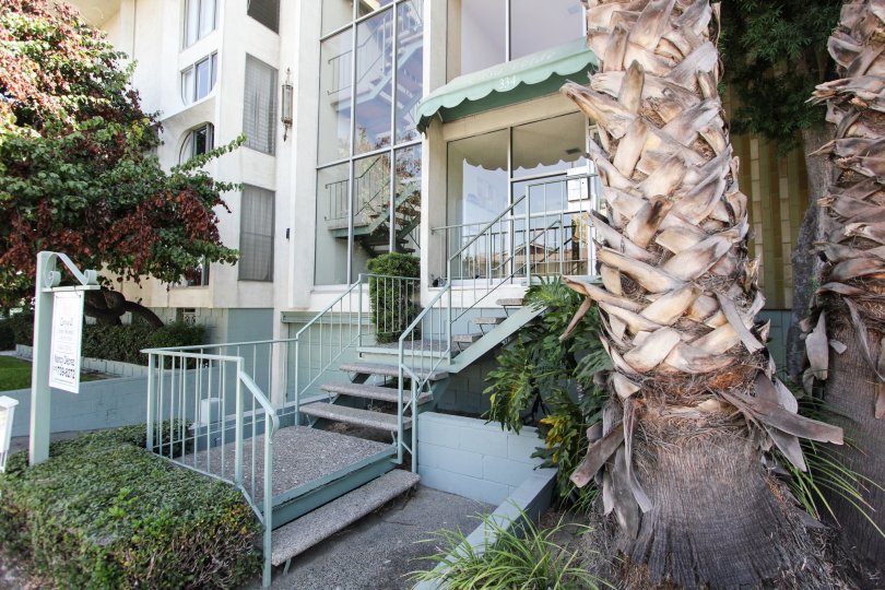 The entryway up to Casa Verde