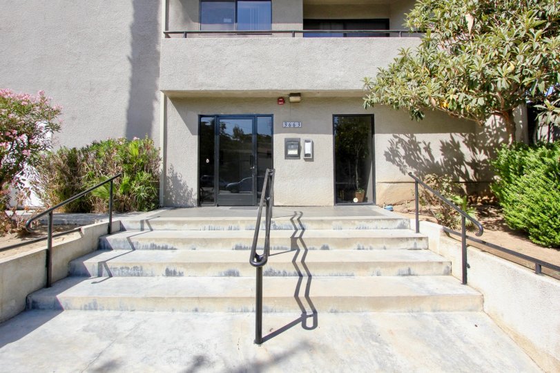 The entryway up to Fountain View Estates