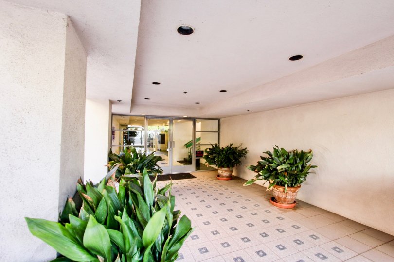 The foyer in Avon Way Condominiums