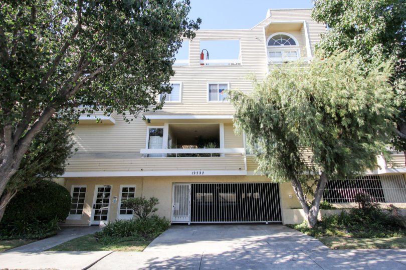 The parking at Mitchell Terrace in Mar Vista, California