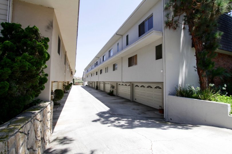 The drive for Villa Imperia parking