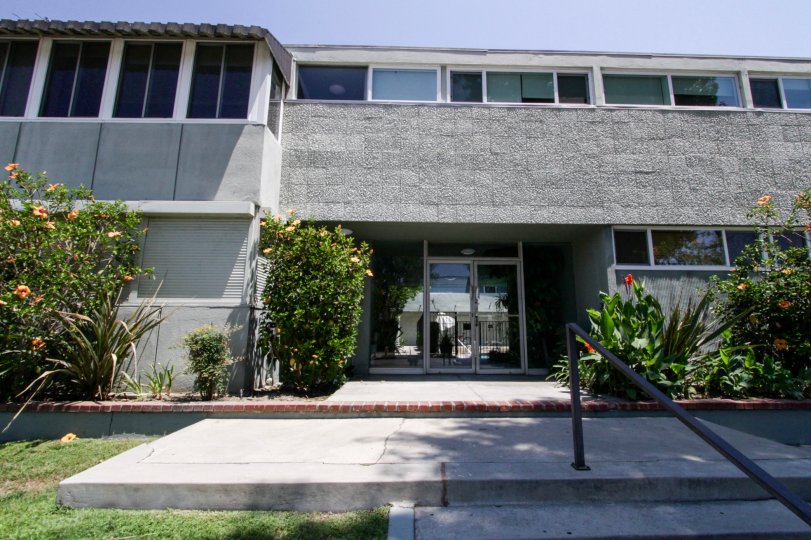 The entrance into Marlborough Palms