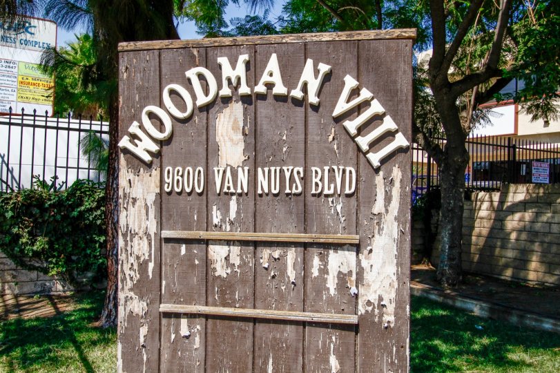The welcoming sign into Woodman VIII