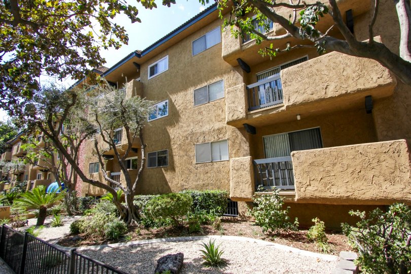 The view of Madison Plaza in Pasadena, California