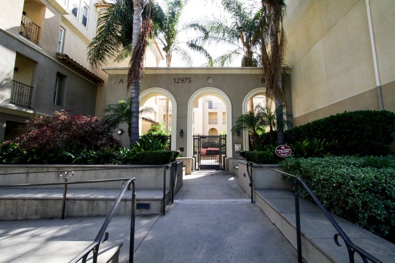 The walkway around Carabela in Playa Vista