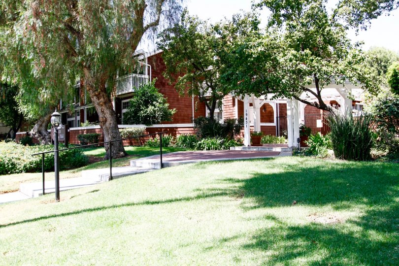The yard in front of Country Walk in Reseda California