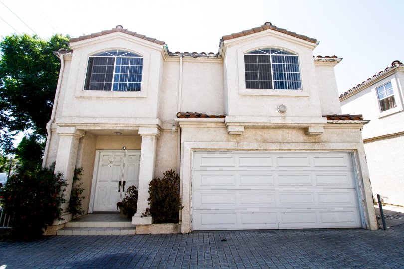 The garage at Flamingo Estates in Reseda California