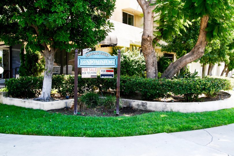 The sign welcoming you to Sherman Court in Reseda California