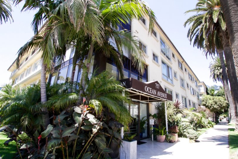 The entrance into 757 Ocean in Santa Monica