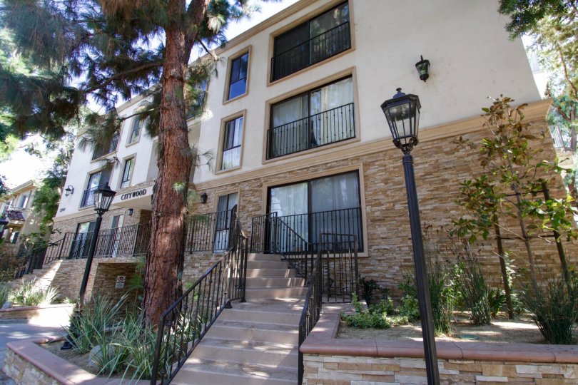 The entrance into Citywood Condominiums