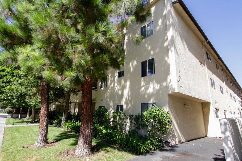 The Imperial House building in Sherman Oaks