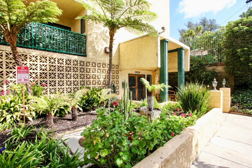 The landscaping around Waverly Terrace in Silver Lake, California
