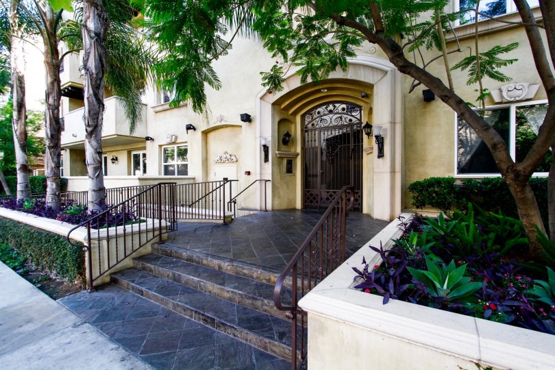 The entrance into Studio Villas South