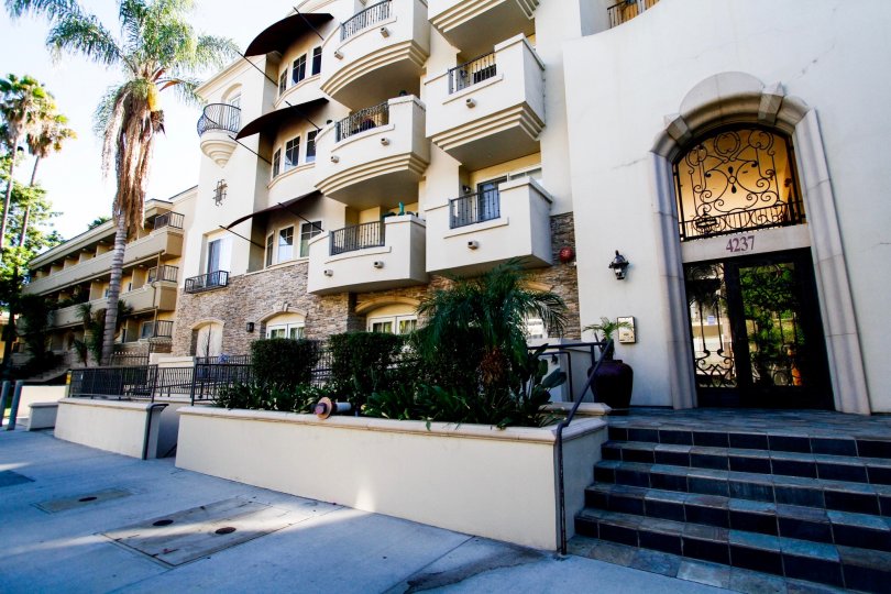 The balconies seen at the Villa Cortina in Studio City