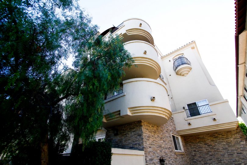 The view of the Villa Cortina from the ground