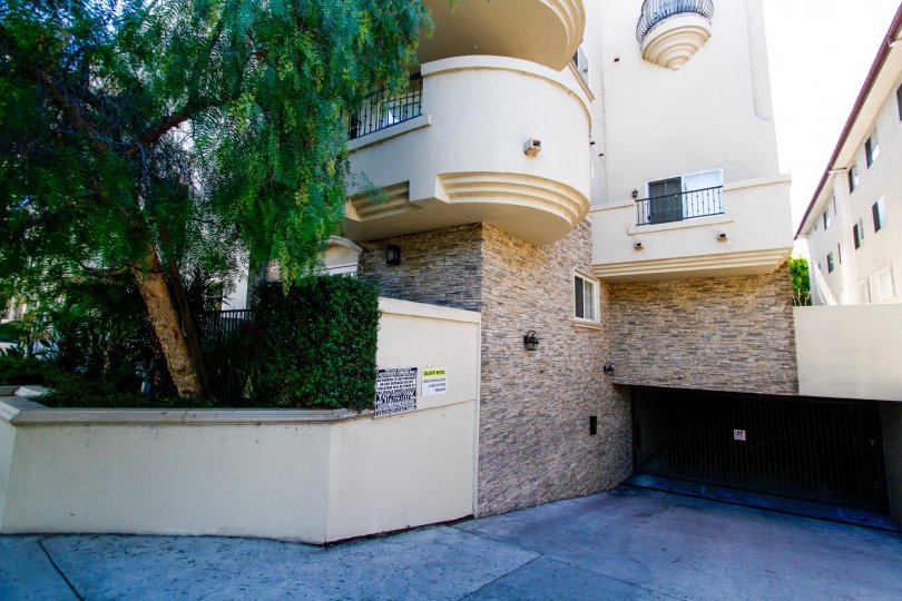 The parking for residents at the Villa Cortina
