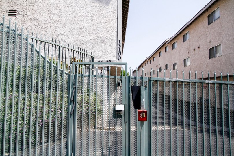 The entrance into Kingsbury Condominiums