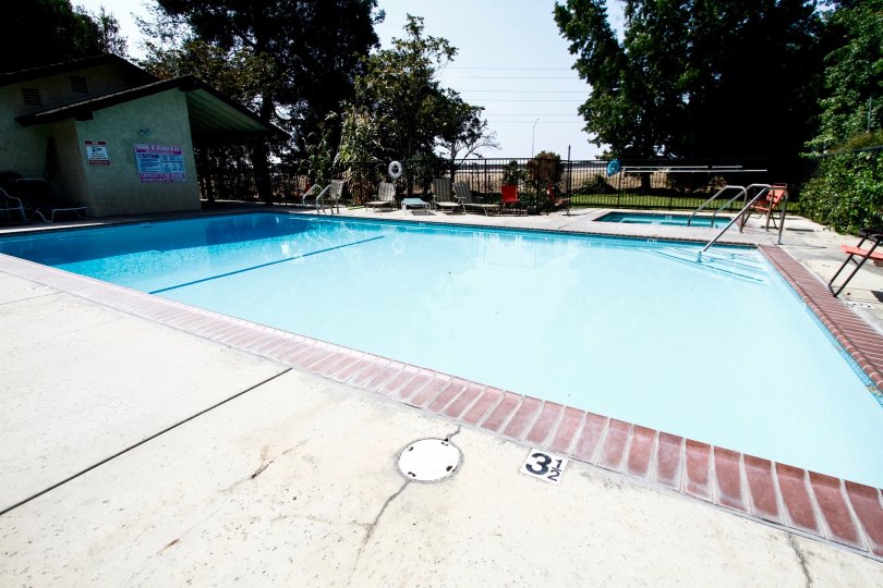 The pool at Shadow Mountain Trail