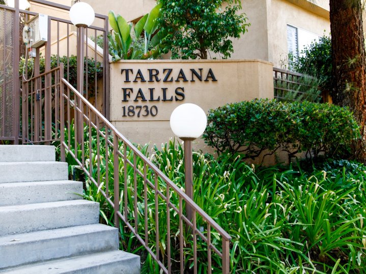 The sign welcoming you to Tarzana Falls in CA California