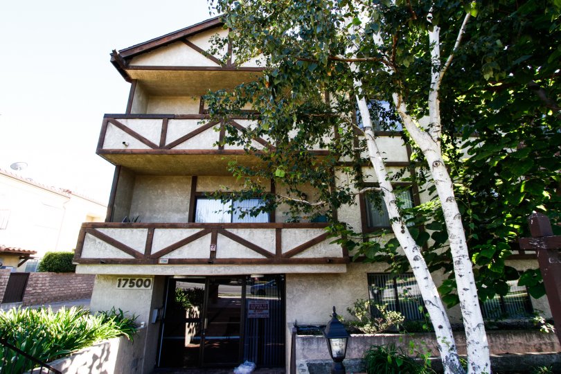 The entrance into Gateway Condominiums