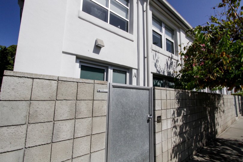 The back entrance into Bay City Lofts 2
