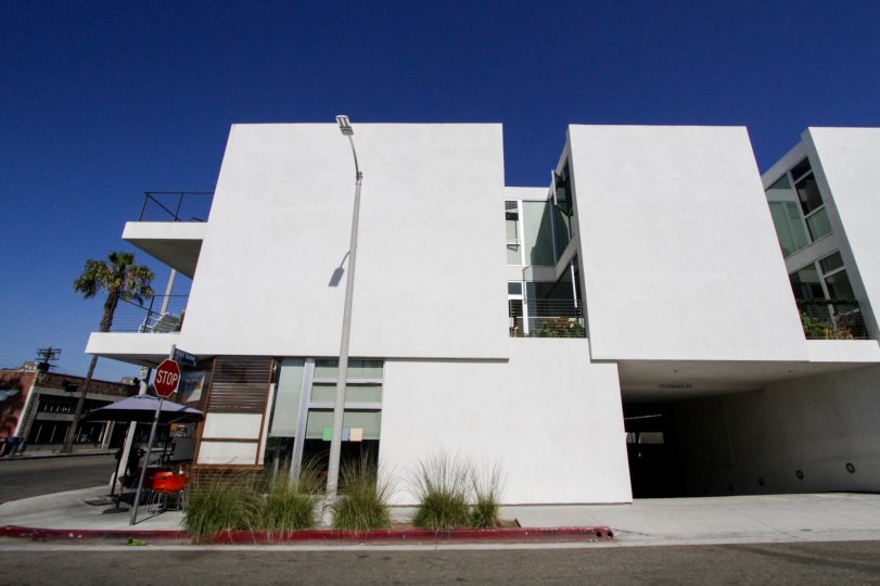 The entrance into Electric Avenue Lofts building