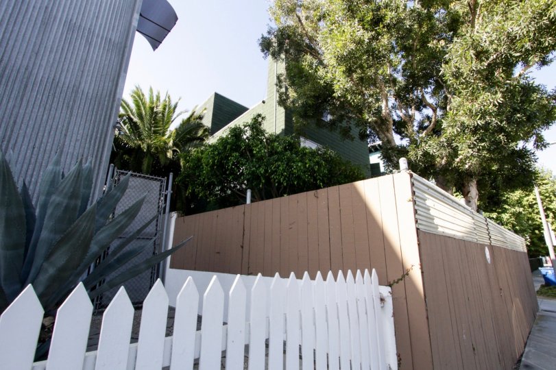 The picket fence seen outside Frank Gehry Lofts in Venice