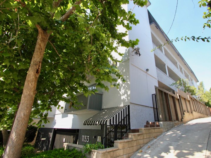 The great scenery of the road around 1133 Clark, West Hollywood, California