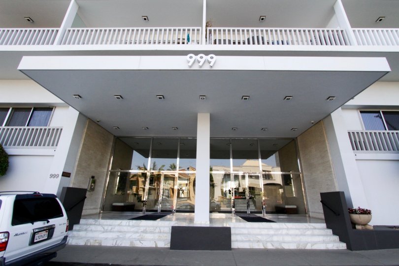 The entrance into Doheny West Towers