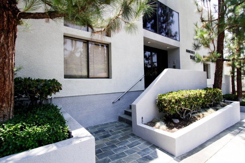 The entryway into Hancock Avenue